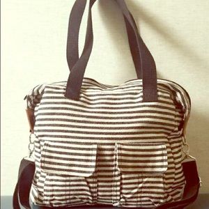 Thirty-One Casual Cargo Bag